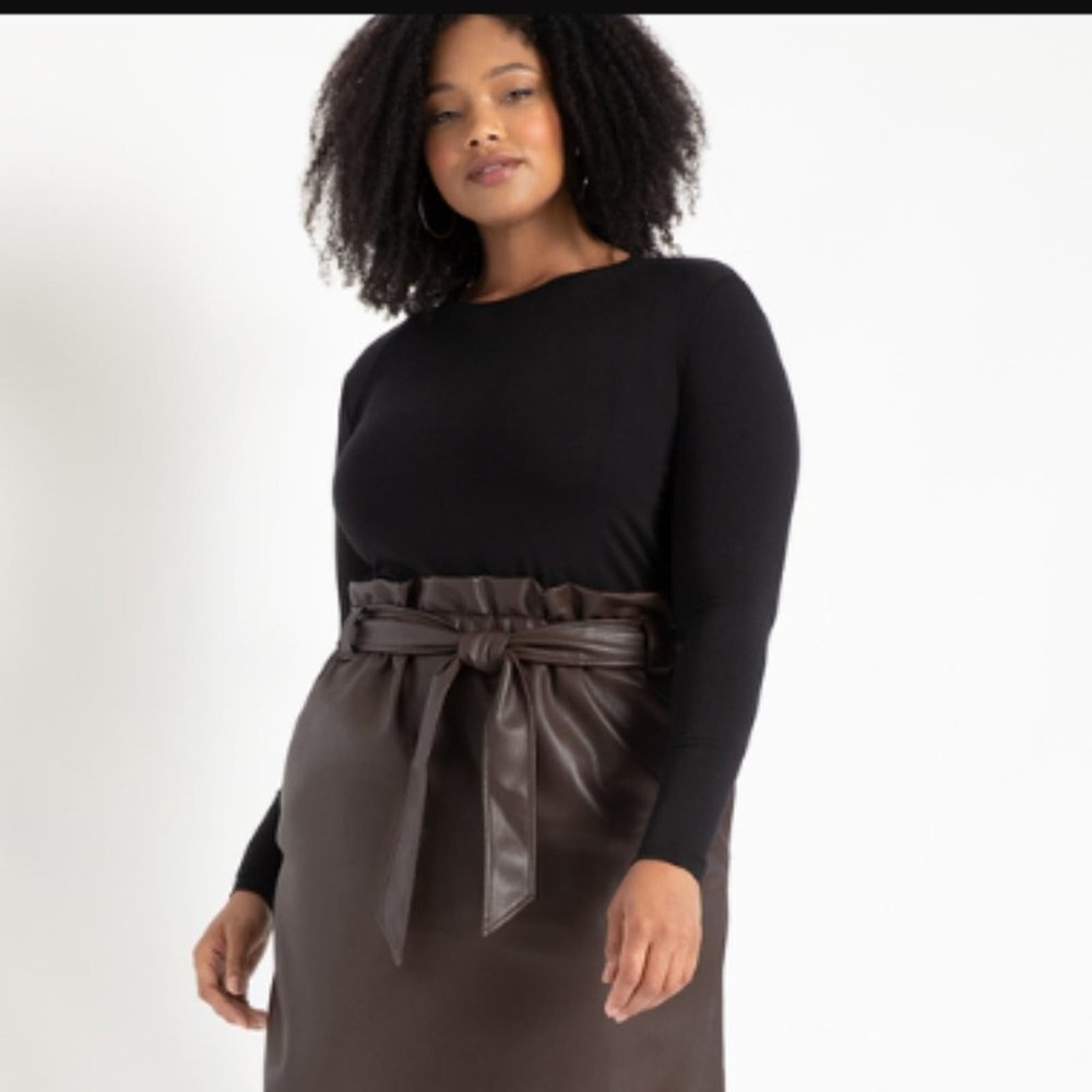 Eloquii Dramatic Shoulder Long Sleeve Tee Black size 14/16